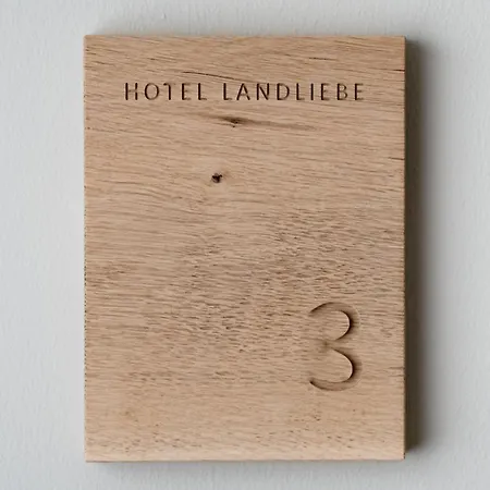 호텔 Landliebe 3 *